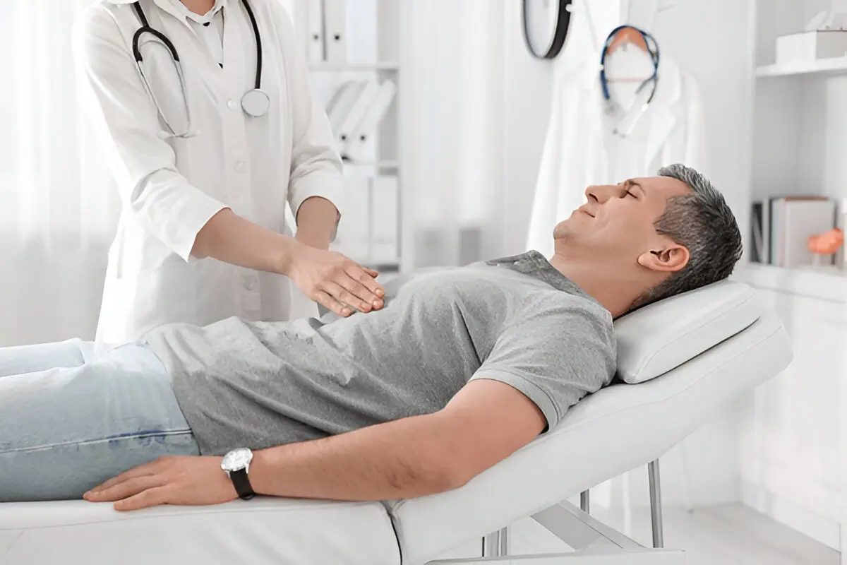 عيادة الباطنة العامة والسكر