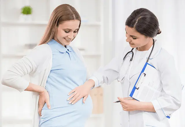 النساء والتوليد